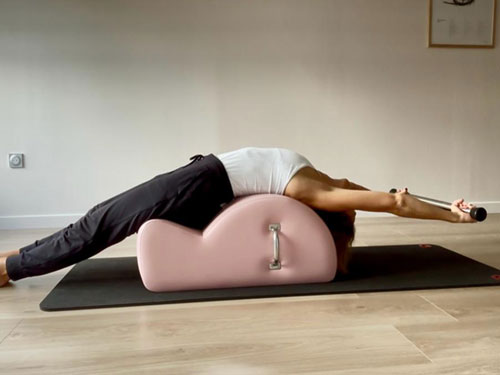 Séance de Pilates en cours individuel avec accompagnement personnalisé dans un studio à Heiligenstein en Alsace